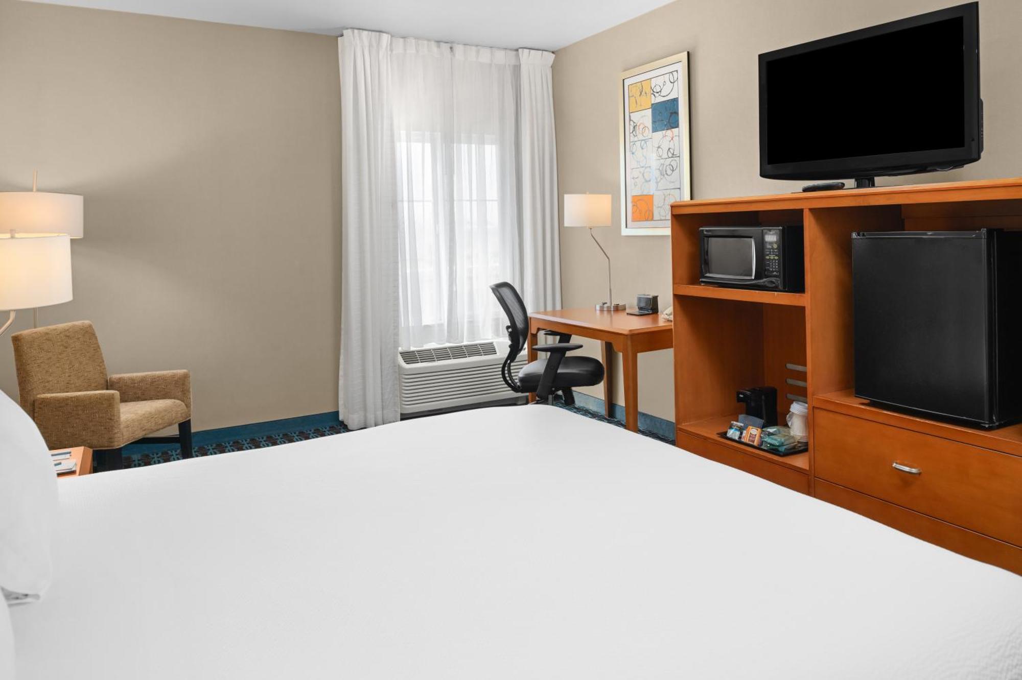 Fairfield Inn And Suites By Marriott Елк-Ґроув Екстер'єр фото
