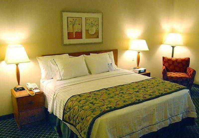 Fairfield Inn And Suites By Marriott Елк-Ґроув Екстер'єр фото
