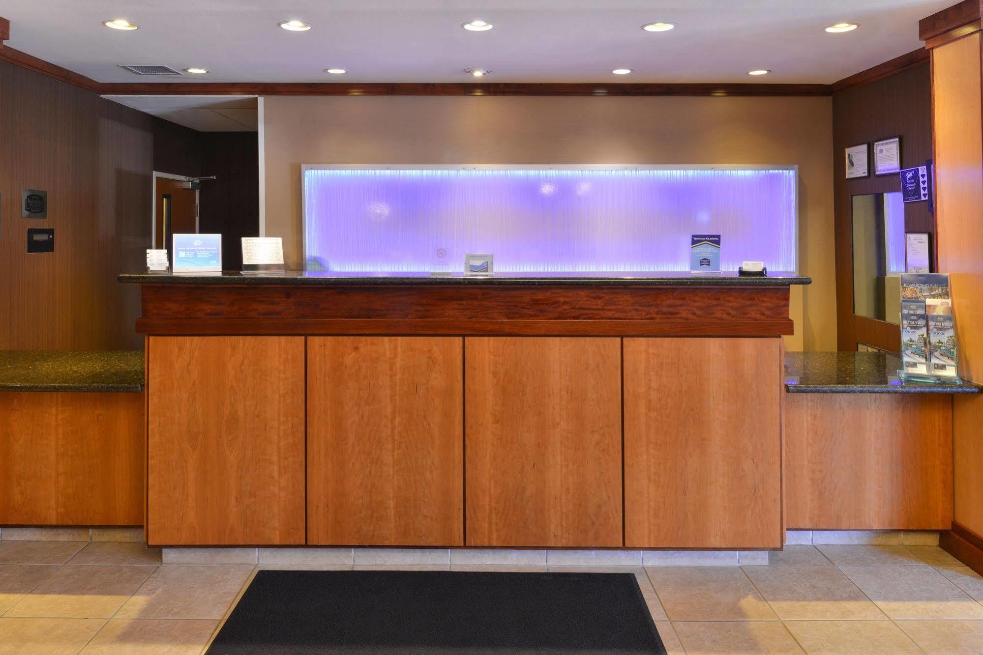 Fairfield Inn And Suites By Marriott Елк-Ґроув Екстер'єр фото